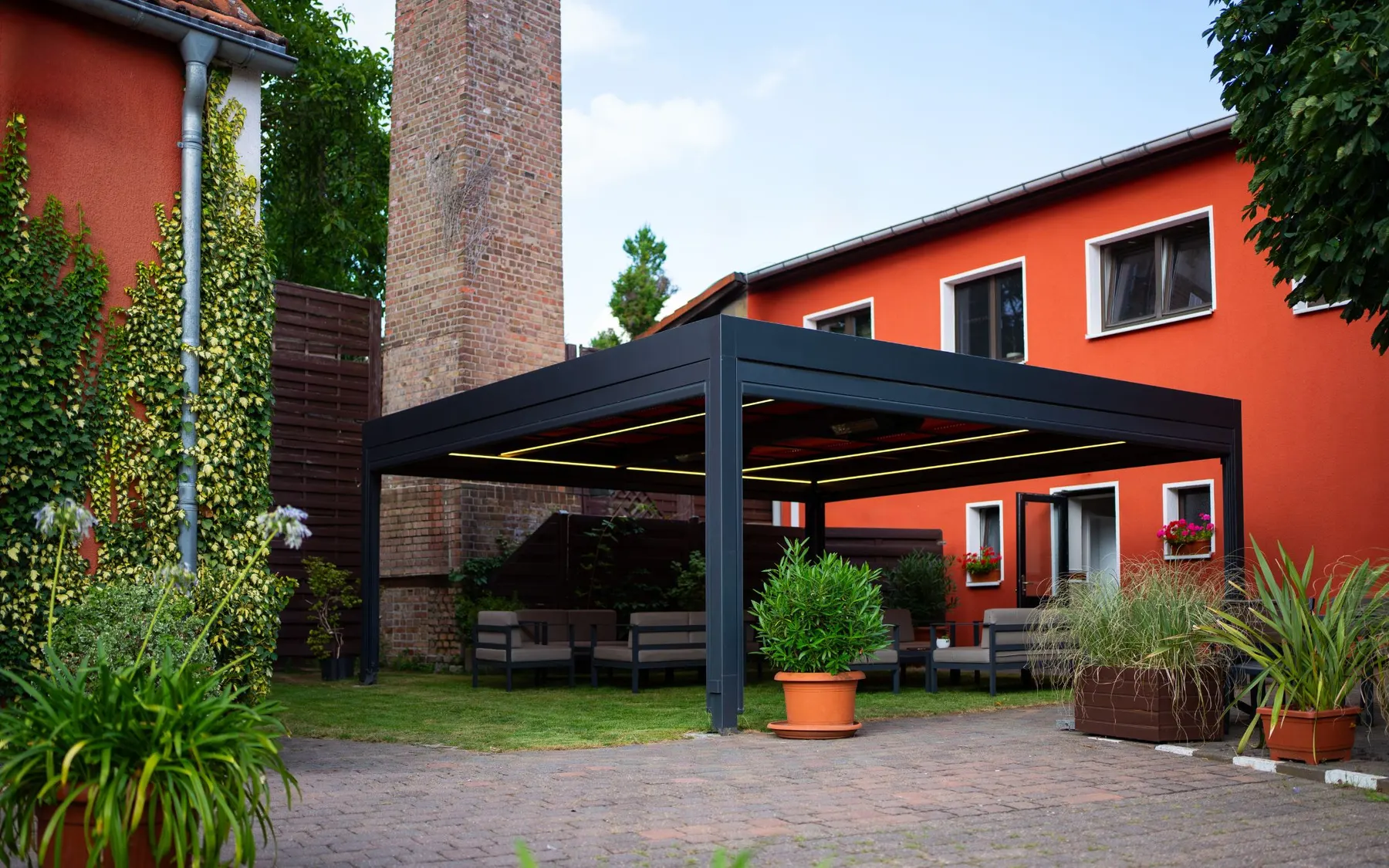 Freistehende Markisen, Flexibler Sonnenschutz für Terrassen und Gärten